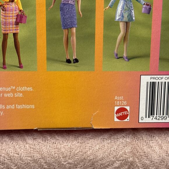 Barbie Fashion Avenue Boutique #18126 Pink Velvet Dress & Sheer Top - Picture 7 of 7